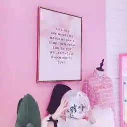 穿婚纱情侣头像一男一女