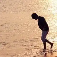 有个性的头像男生背景是大海或者天空