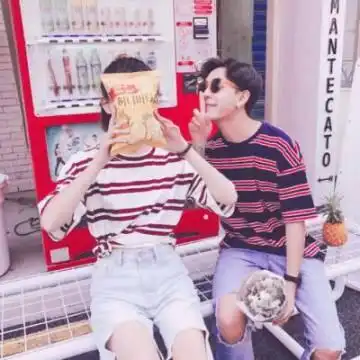 超酷情侣头像一男一女吻