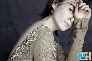 蒋勤勤当得起女神扮得了男神显多样华贵气质