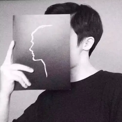 背景头像男头像
