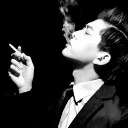 复古头像男抽烟冷酷