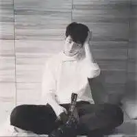 穿婚纱情侣头像一男一女