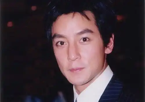 气质男神头像图片苏大强