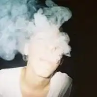 求阳光意境男头像