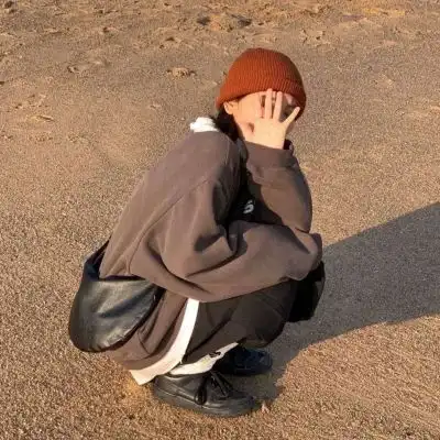 山林不向四季起誓荣枯随缘