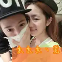 灰黑色背影情侣头像念不完的哀愁唯美情侣qq头像