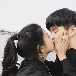 别致的情侣头像袖口