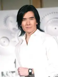 白衬衫男神pk王力宏吴亦凡气质秒杀李敏镐玄彬