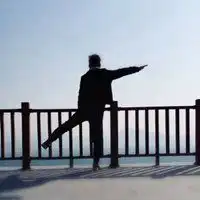 情侣头像分开一人一半微信头像图片大全