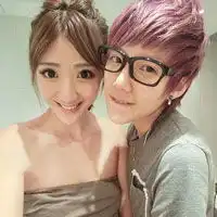qq头像情侣欧美一对真人