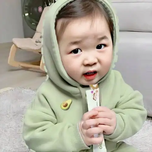 有闺蜜四人的头像吗萌娃的