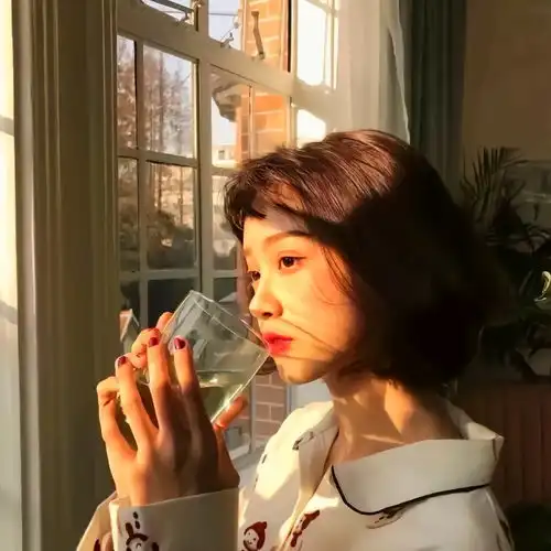 情侣头像御姐和酷哥图片