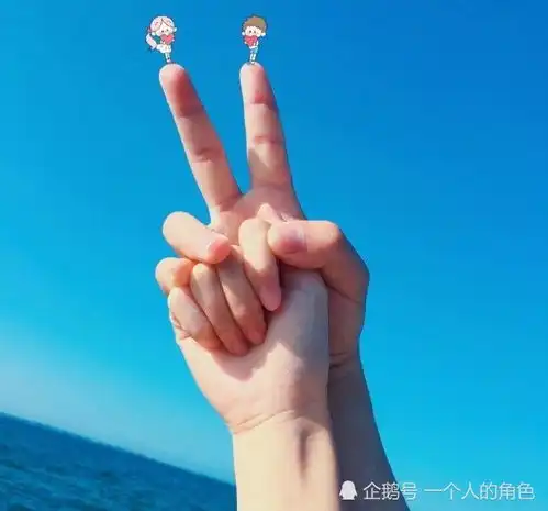 情侣头像一人一张像素风