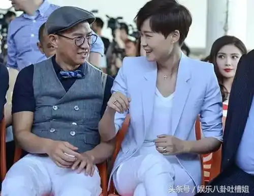 刘德华主动让她坐大腿大导演哄她拍戏任达华找她演情侣咖位超6