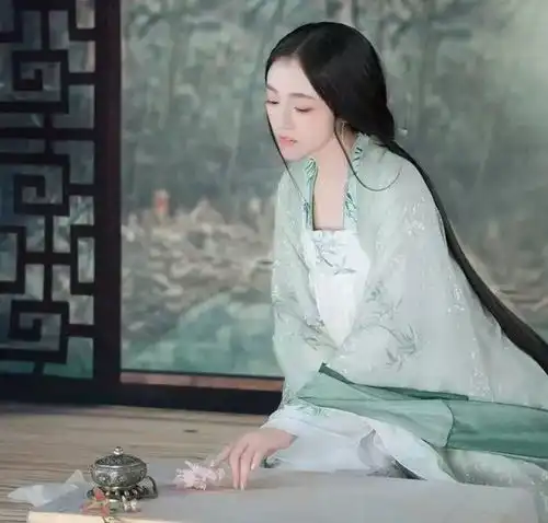 唯美高雅气质女生头像