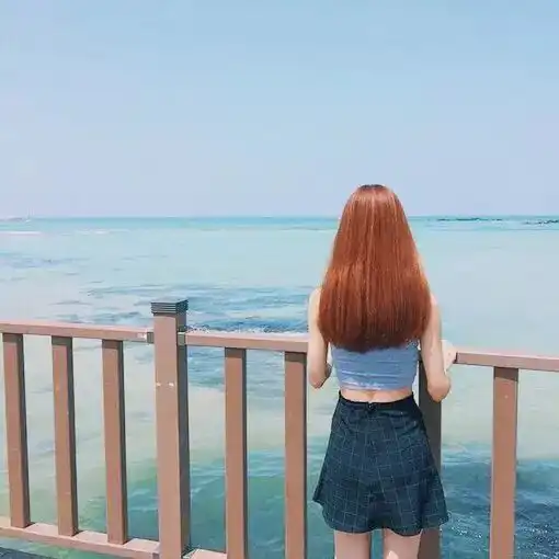 背影头像女生伤感