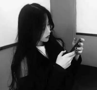 最酷霸气微信头像女