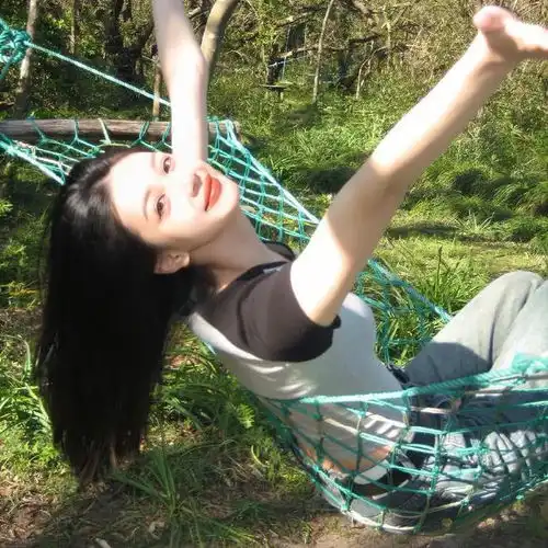 夏日高颜值女生图片,你觉得好看吗