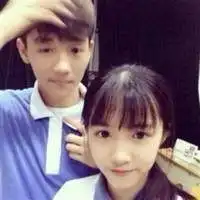 情侣头像学生校服版的微信头像图片大全