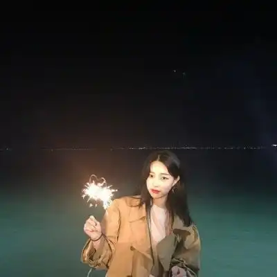 懂事是对一个女孩最残忍的评价