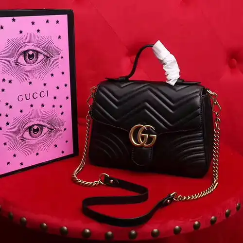 别致的情侣头像gucci