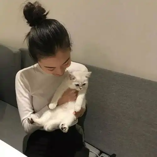 港风情侣头像一男一女情