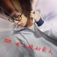 背景头像男小三