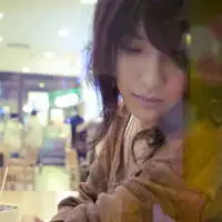 我的爱情铺满不公平个性唯美的非主流美女qq头像
