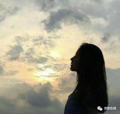 一个人一座城一个故事......