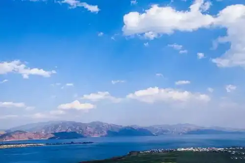 在国内最适合情侣旅行的十个地方