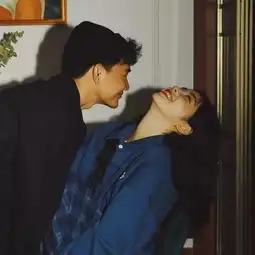容易撞的情侣头像酒局