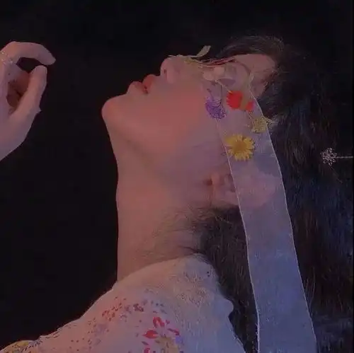 抖音热门情侣头像宠物牵