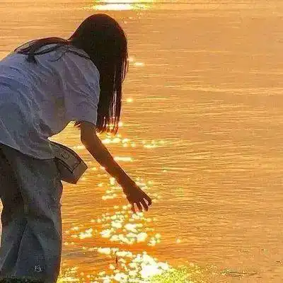 唯美落日头像女生头像落日夕阳日落头像女背景夕阳的照片高清夕阳图片