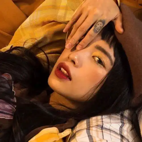头像你要注意别被我的可爱冲昏了头脑