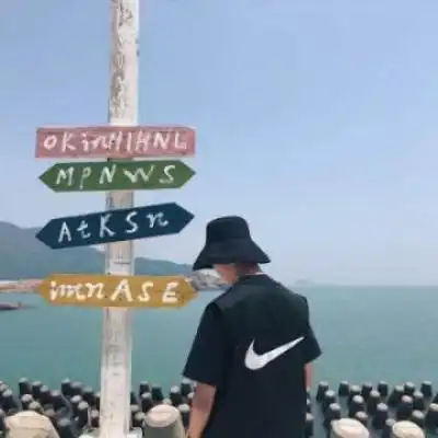 微信情侣头像一对两张分开,贴着我的脸爱到一零一