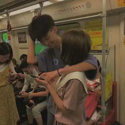 抖音热门暖心情侣头像双人一对高冷不是我的范er