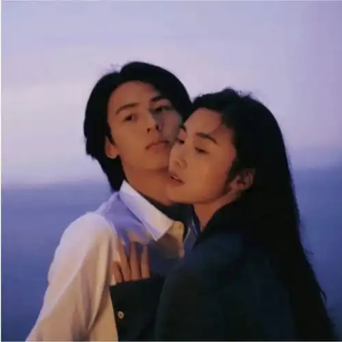 情侣头像,想谈恋爱和想和你谈恋爱是两回事