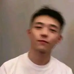 求问这个帅哥是谁啊,经常看到这个图片