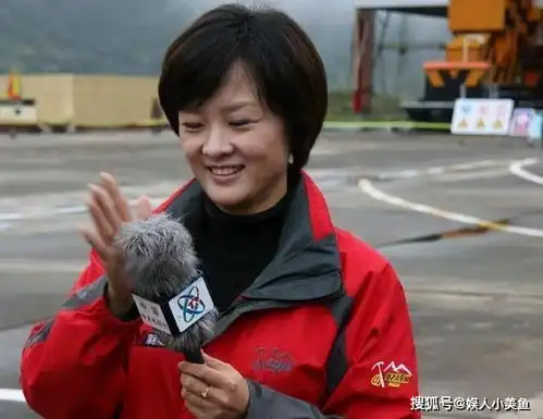 曾是央视女主播,因汶川地震采访时痛哭成名,今47岁又曝新情况