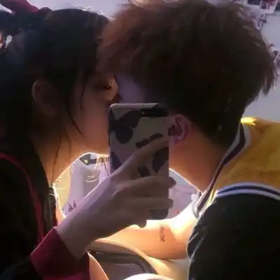 宸祠真人唯美ins小众高清一对两情侣头像我要个性网