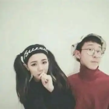 qq情侣头像唯美颓废