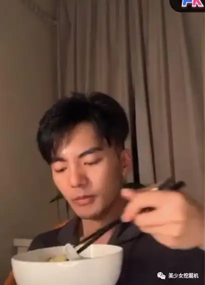 抖音吴世勋和抖音朴灿烈直播间狭路相逢,滤镜一关诈骗组合一网打尽