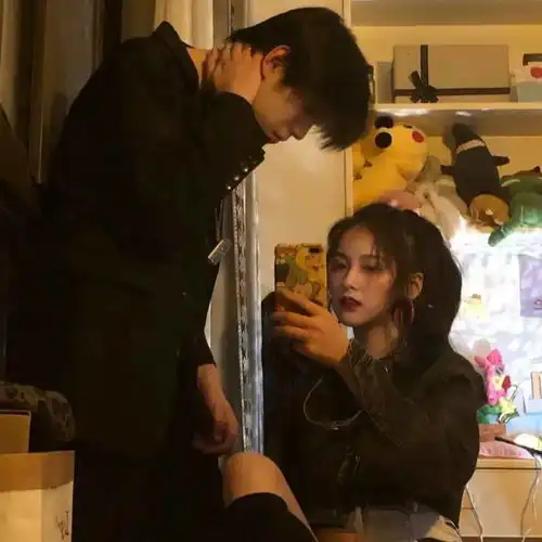 情侣头像御姐和酷哥图片
