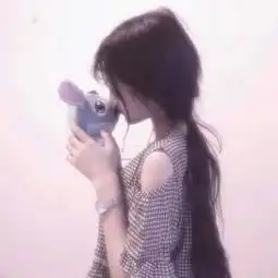 低调又高雅的头像女真人霸气