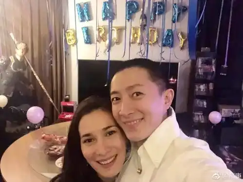 韩庚卢靖姗订婚照曝光将于31日结婚,网友承载整个青春的男神呀
