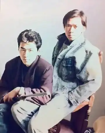 年轻时的陈建斌也是男神,旧照神似赵寅成,难怪蒋勤勤会动心
