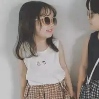 qq头像情侣欧美一对女生